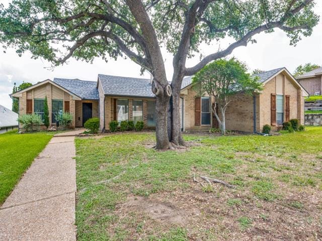 Photo - 2702 Lookout Pl