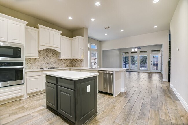 Photo - Blanco Vista Perry Built Home