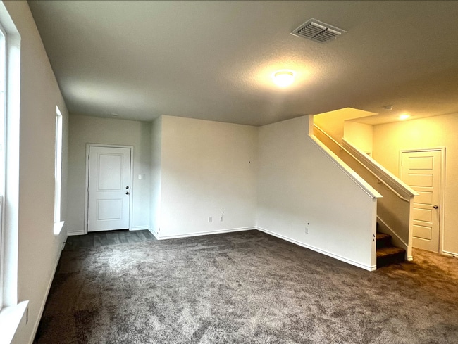 Photo - 7510 Fishbowl Ln