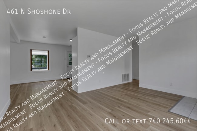 Photo - 461 N Shoshone Dr