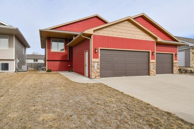 Photo - 1304 East 69th St N