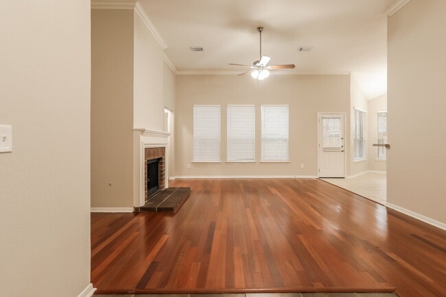 Photo - 19 Rosewater Pl