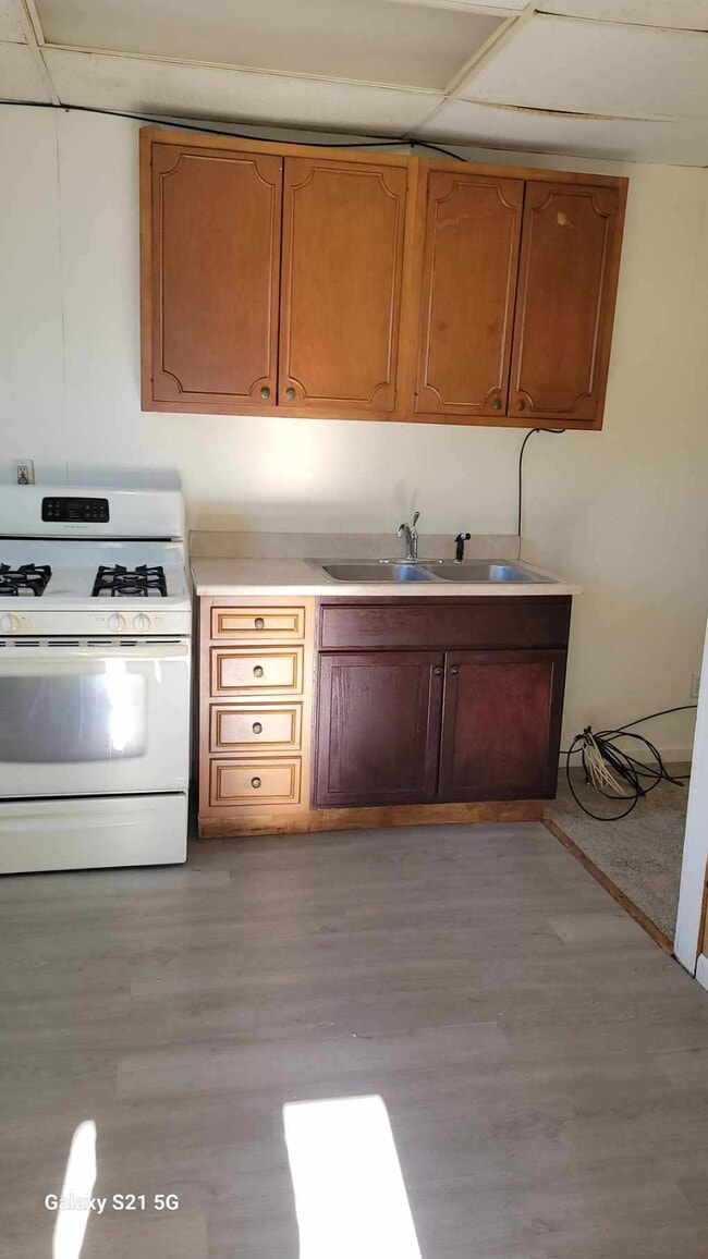 Photo - 1332 Buchanan St Unit Efficiency Apartment
