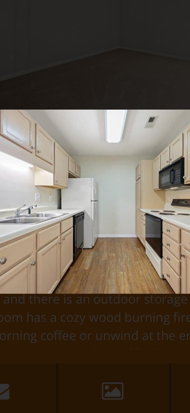 Photo - 678 Balfour Rd