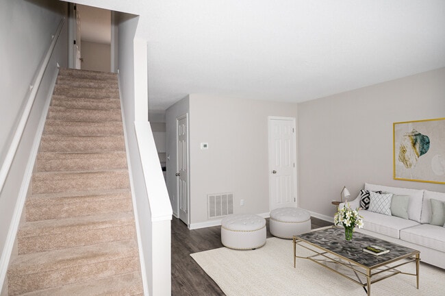 2BR Townhome!