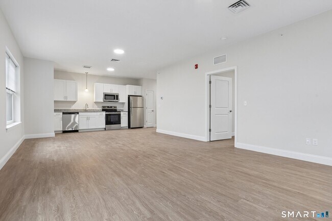 Photo - 55 Steele Blvd Unit 306