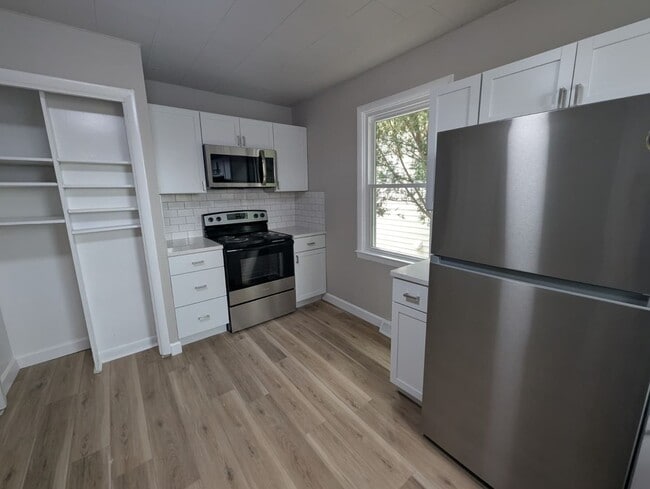 Photo - 2338 S 13th St