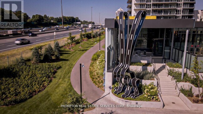 Photo - 85 McMahon Dr Unit 1501