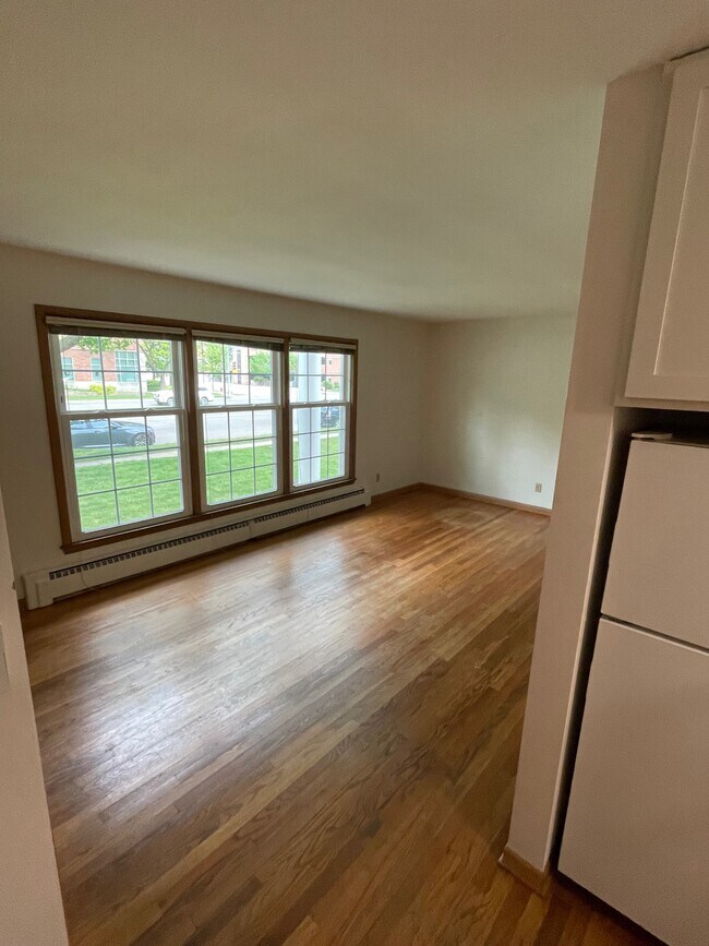 Photo - 409 N Midvale Blvd Unit 2