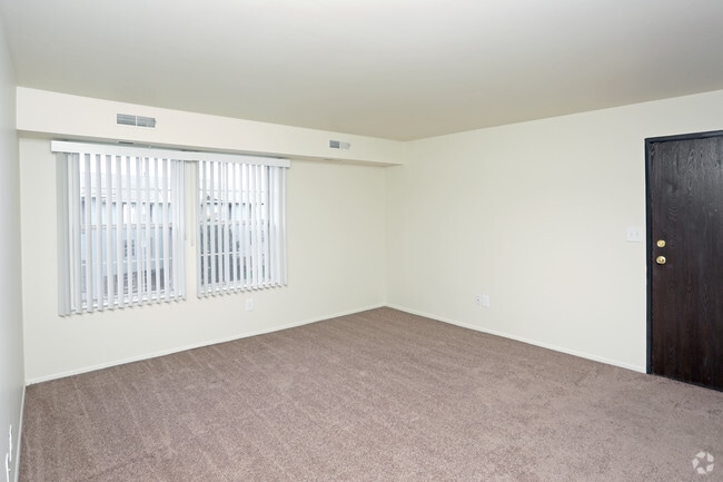 Heritage Grove Apartments