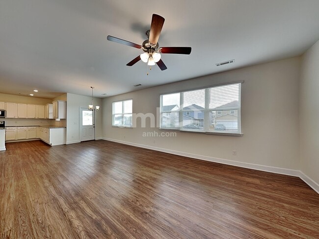 Photo - 5310 Lake Maxwell Dr