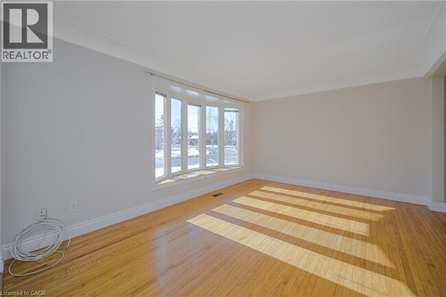 Photo - 1385 Olga Dr