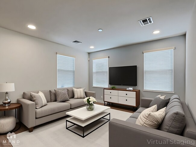 Photo - 3886 E Robert St