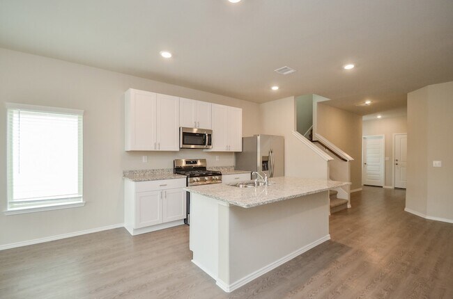 Photo - 25513 Blossom Ct