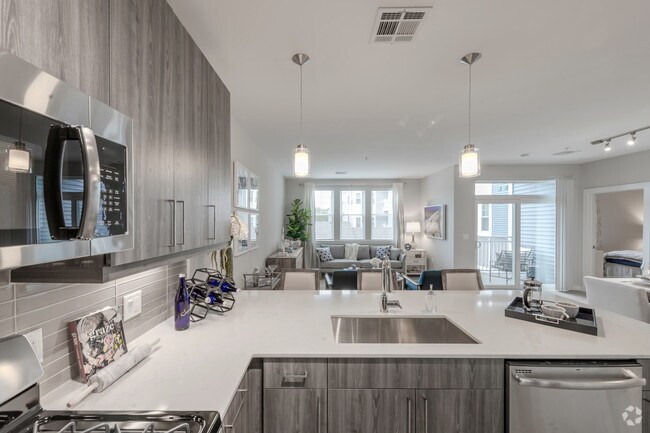 1 BR, 1.5 BA