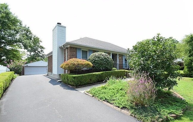 614 Stivers Rd