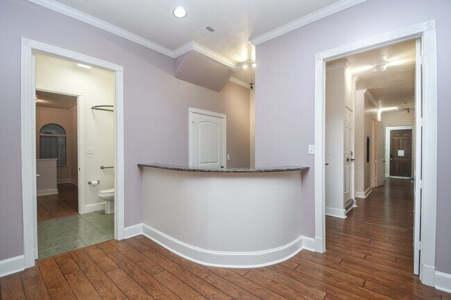 Photo - 12814 Willow Centre Dr
