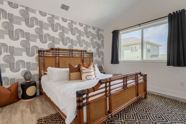 Photo - Amazing Lago Vista home!