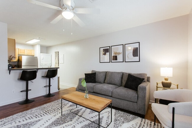 Building Photo - 672 Barber St Unit ID1247972P Rental