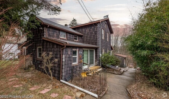 Building Photo - 206 Tannery Rd Rental