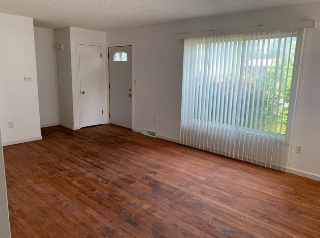 Photo - 1652 52nd St SE Unit 1652