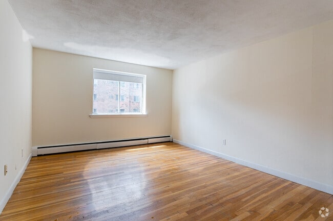 1BR, 1BA