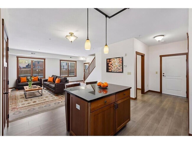 Photo - 625 Dayton Ave Unidad 4