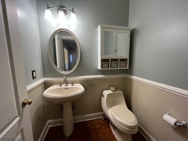 Photo - 43 Georgetown Ct