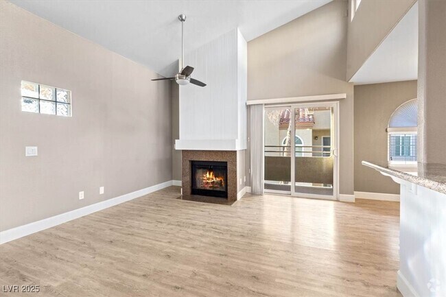 Building Photo - 3145 E Flamingo Rd Unit 2048 Rental