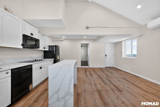 Photo - 337 Apollo Dr