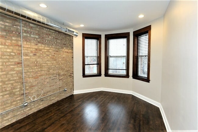 Photo - 2647 N Sacramento Ave Unit G