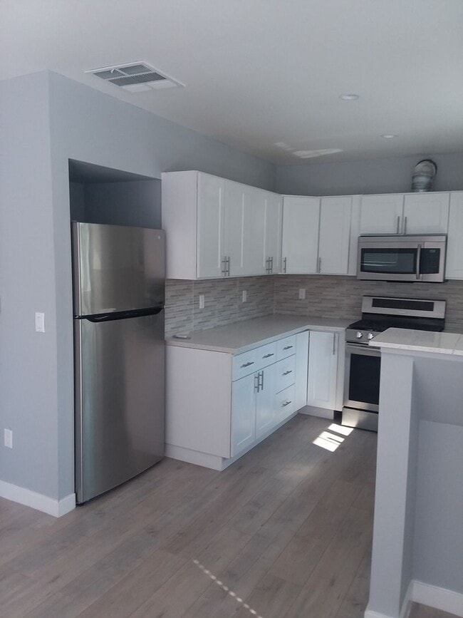 Photo - Estara Ave Unit 3109 1/2