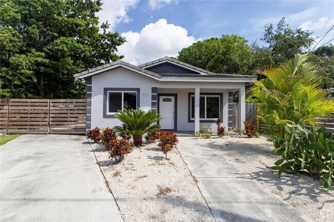 Building Photo - 327 NW 47th St Rental