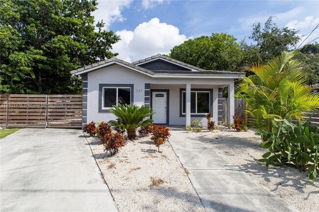 Photo - 327 NW 47th St Casa
