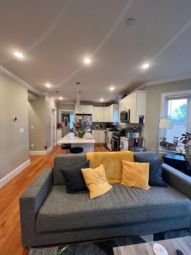 Photo - 118 Holland St