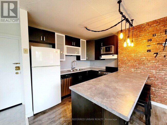 Photo - 114 Vaughan Rd Unit 407