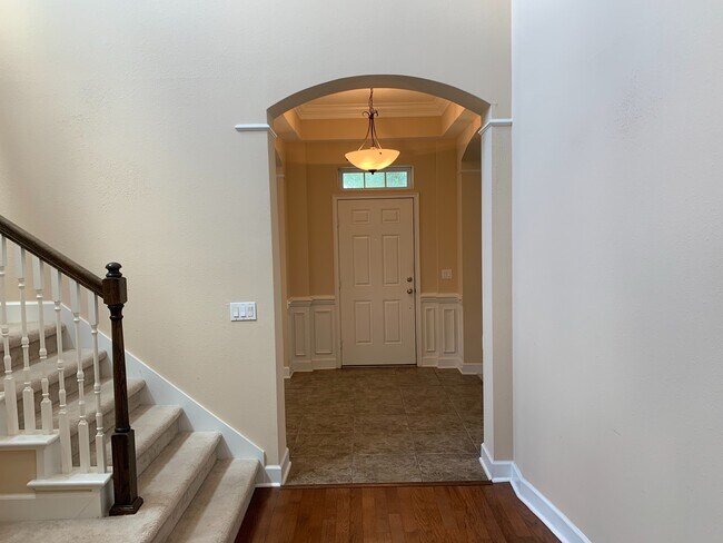 Photo - 6971 Tettenhall Ln