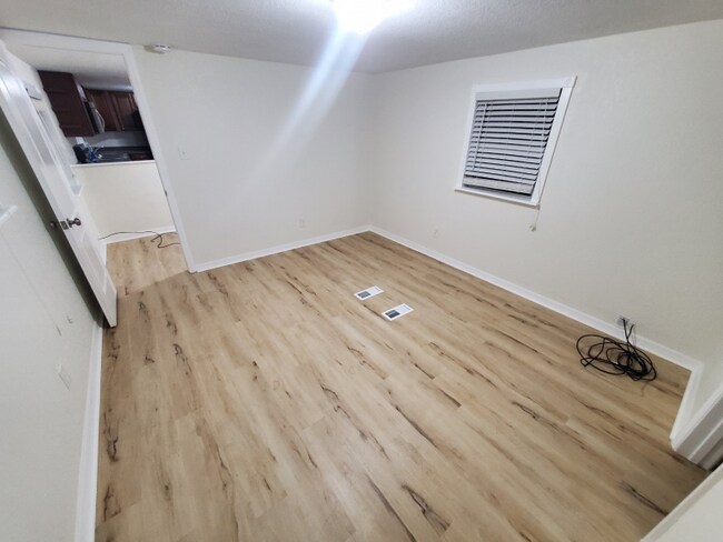 Photo - 262 Taho Cir