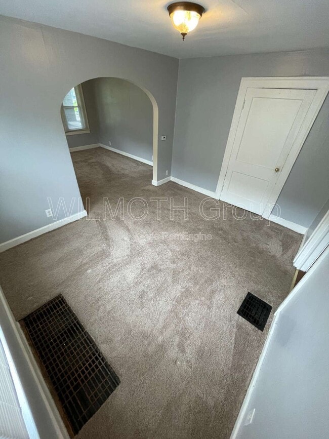 Photo - 831 N Emerson Ave