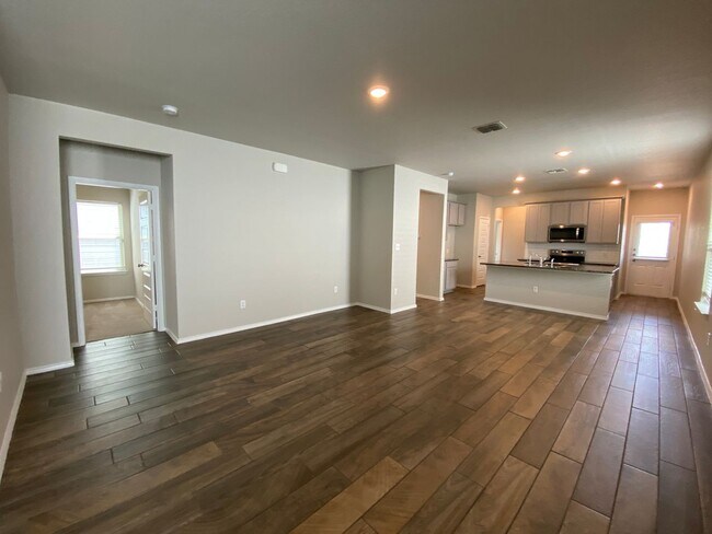 Photo - Fabulous 4/2 single story conveniently loc...