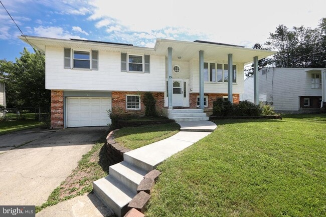 15 Knollwood Dr