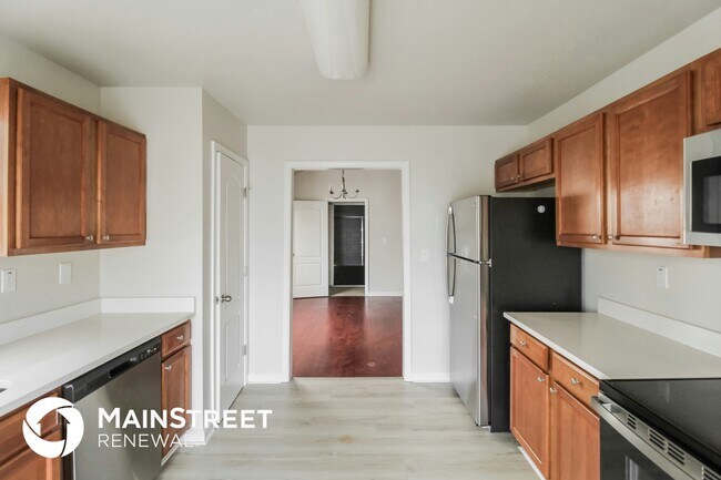 Photo - 160 Lakeside Point