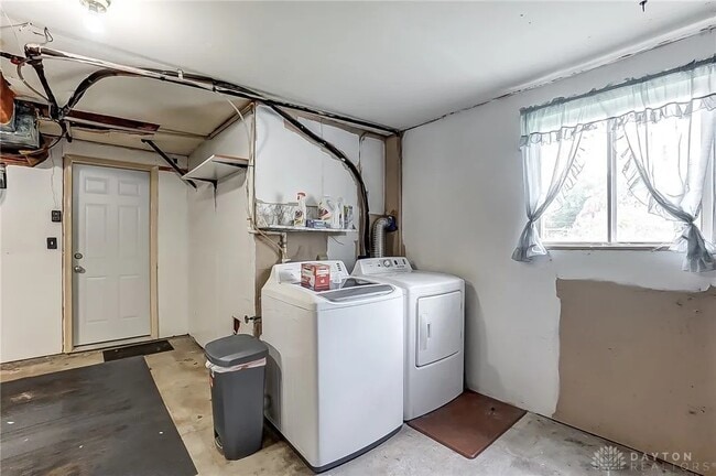 Photo - 20 W Funderburg Rd