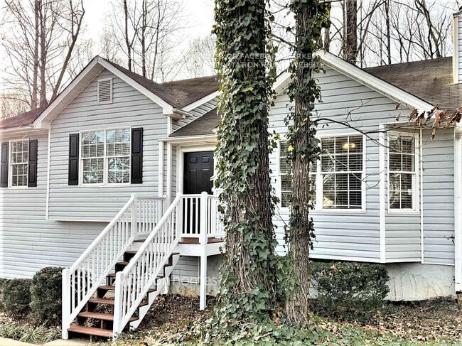 Photo - 240 Blake Dr