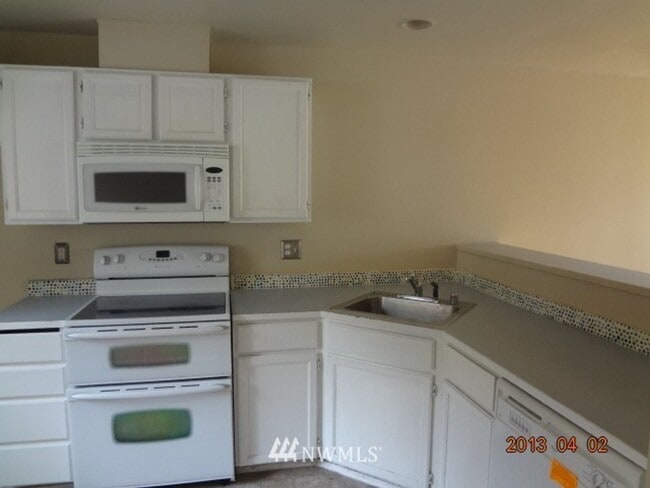 Photo - Spacious Condo in Renton