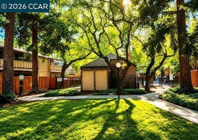 Photo - 2144 Northwood Cir Unit H