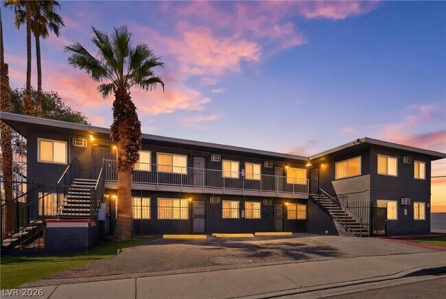 Building Photo - 180 W New York Ave Unit 4