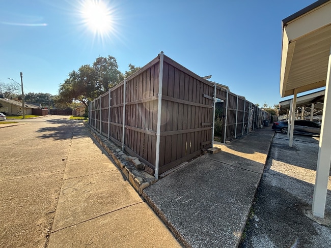 Photo - 9461 Timberleaf Dr