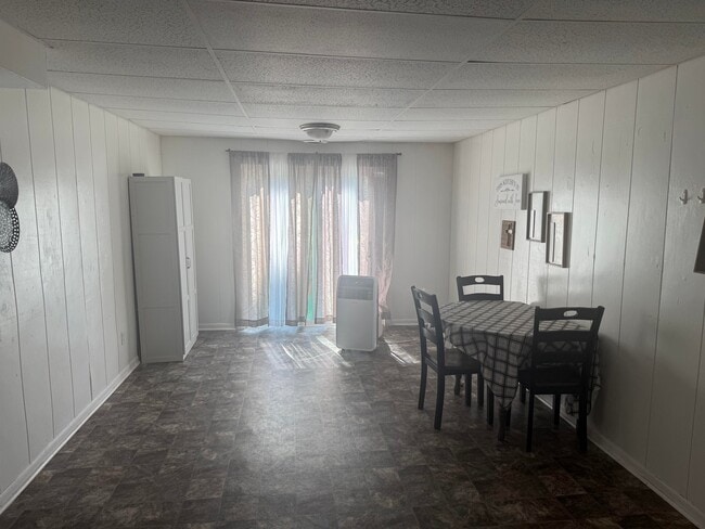 Photo - 1057 N Ohio St
