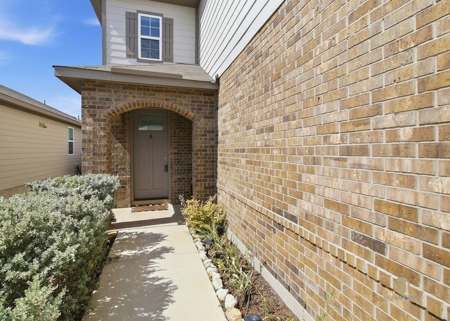 Photo - Modern 2023-Built Home | Community Pool, EV Charging & Appliances Included!